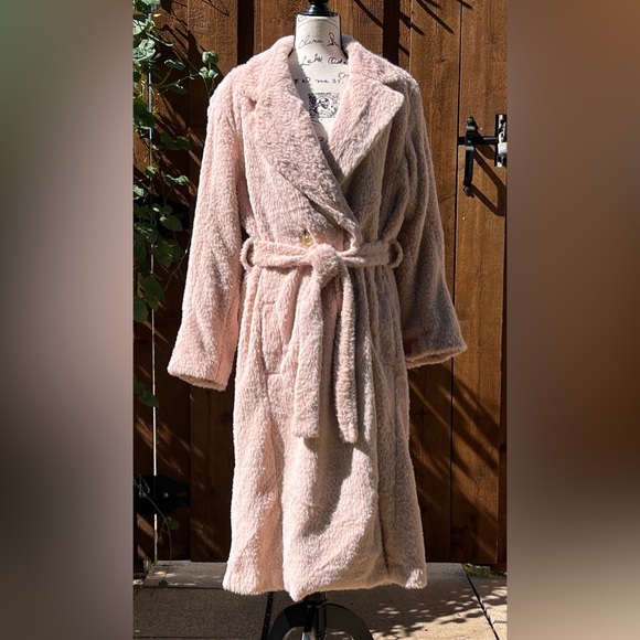 Free People Women’s Cuff It Faux Fur Teddy Long Coat Size L, Dusty Pink, NWT - Picture 2 of 12